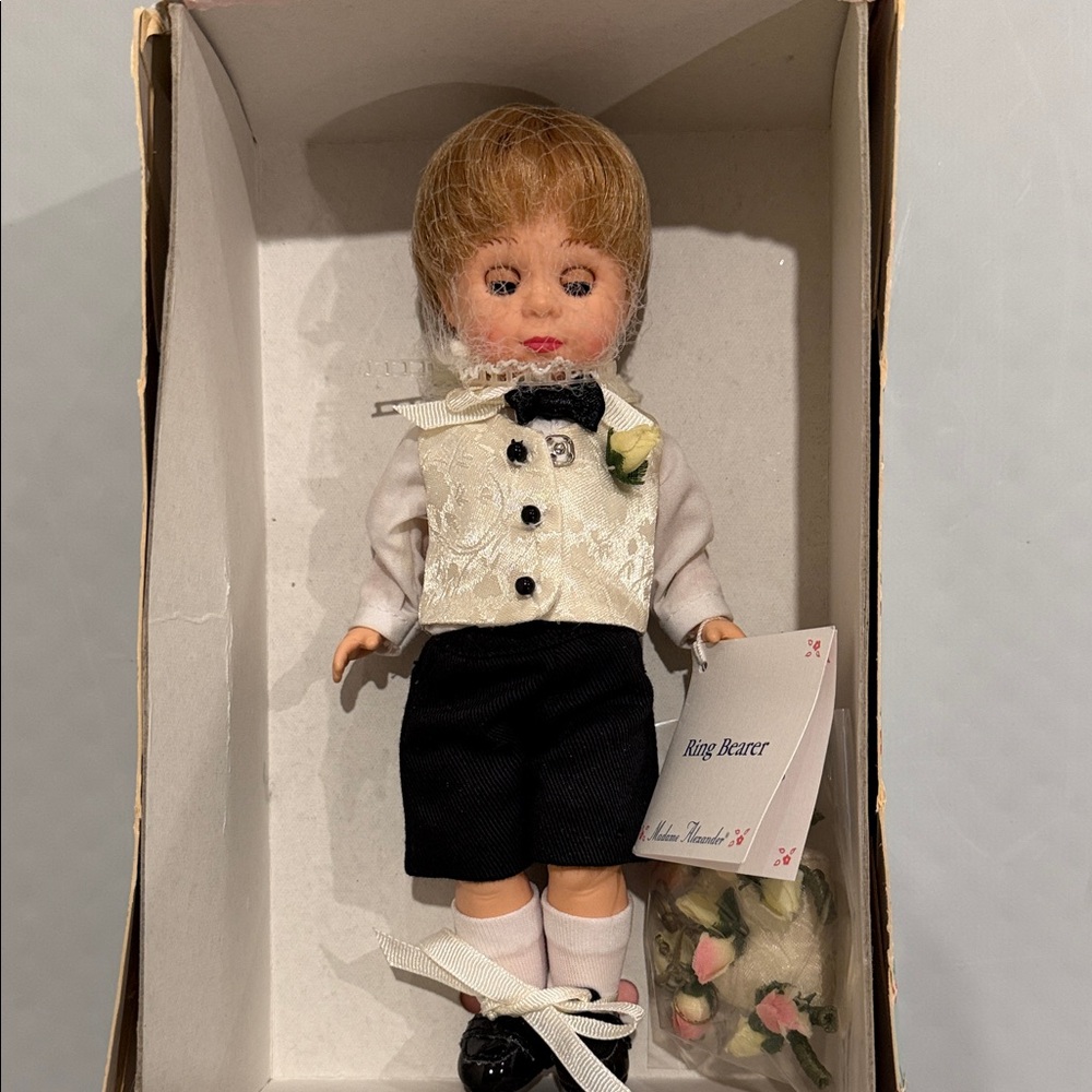 Madame Alexander - "Ring Bearer"